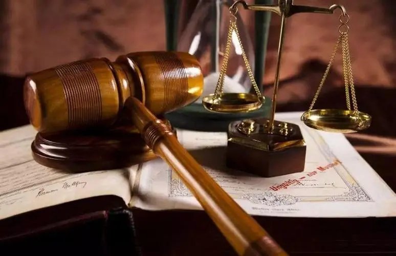 工人在沪隔离4900元补贴被冒领，遇到这种事该如何处理？