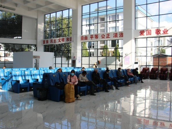 大理怎么去腾冲