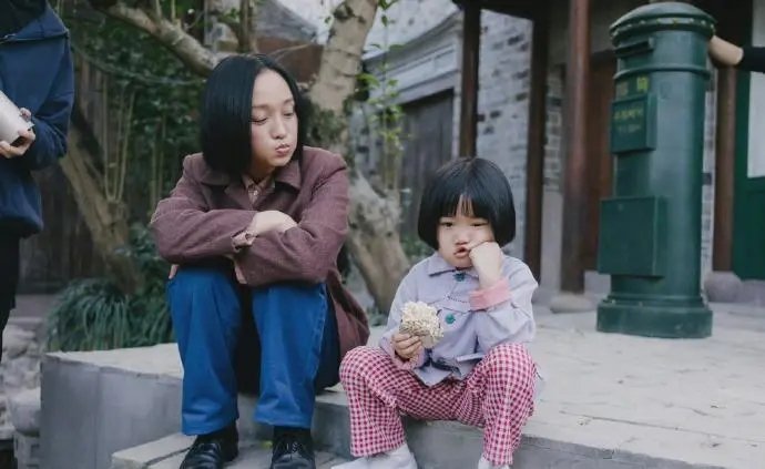 91岁屠呦呦赞叹周迅演自己太像，你认为呢？