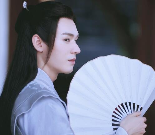 温客行和容炫什么关系