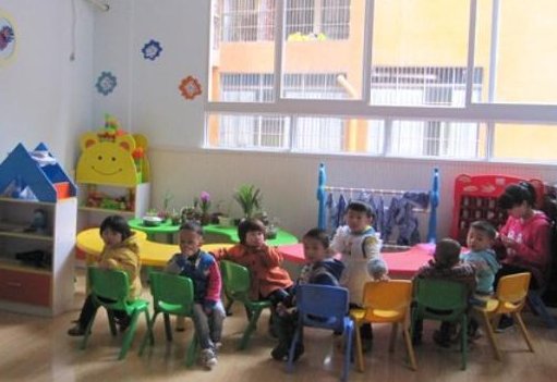 北京一女子辞高薪入职幼儿园陪伴4岁病女,这位母亲有多伟大?