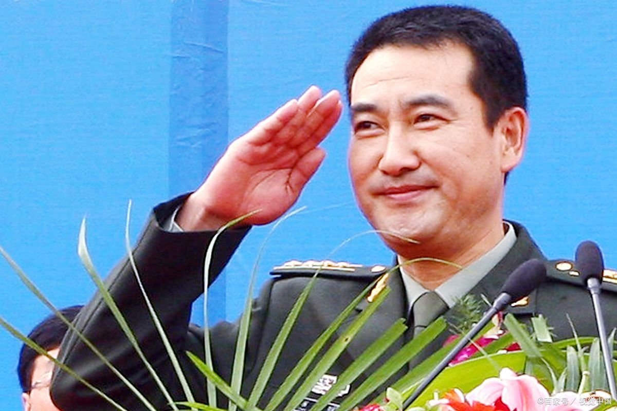 翟志刚哥哥说接风的大碴子粥已备好,家人此刻的心情是怎样的?