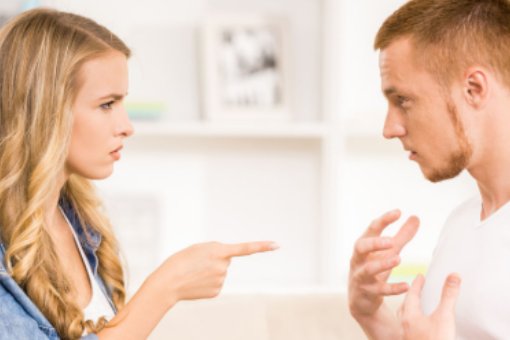 女朋友太皮可以打吗?