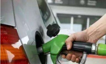 汽油车可以加车小将吗