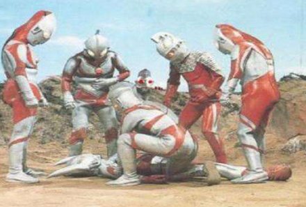 所有奥特曼死的分别是哪一集