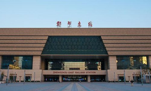 郑州东站人工客服电话是多少