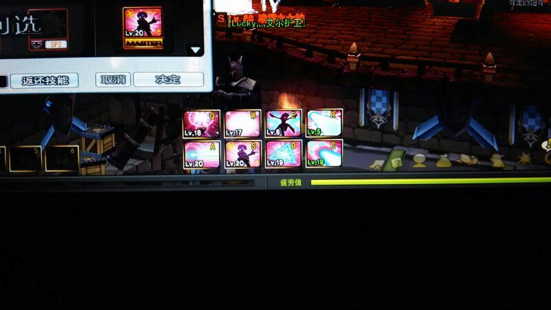 艾尔之光唤雷者、炽天女王刷图加点