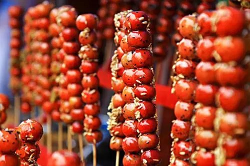 TikTok上的冰糖葫芦火了，为什么冰糖葫芦能在国外引起热议？