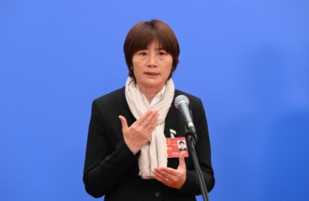 女足主帅水庆霞简介