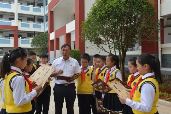 建水教育局举报电话号码