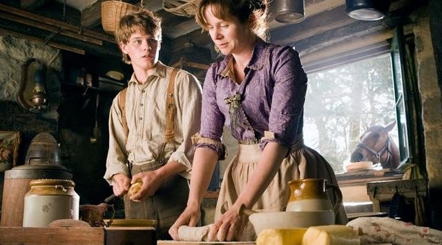 电影《战马》讲述了一个什么故事?