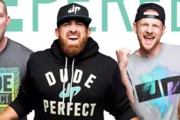 dude可以称呼女性吗？