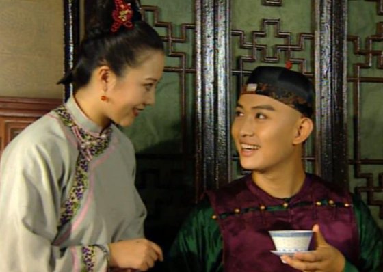 求一部清末电视剧,里面有个情节是八国联军攻入北京,慈禧出逃穿老百姓的衣服的情节