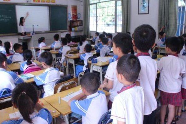 猥褒的拼音是什么？