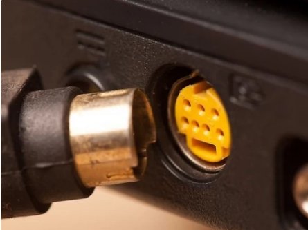 笔记本电脑怎样连接到电视屏幕？