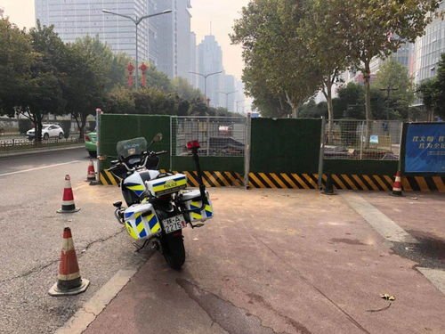 西安雁翔路突发塌陷，造成塌陷的原因有哪些？