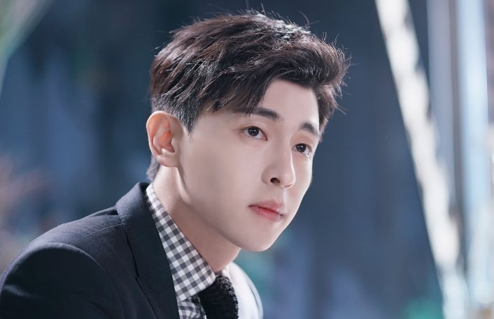 邓伦的个人简介是怎么样的？