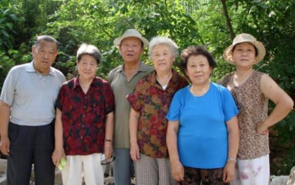 姐姐的老公的父母怎样称呼？