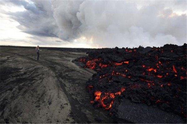 10天地震2万次，冰岛火山或将喷发，可能会造成什么影响？