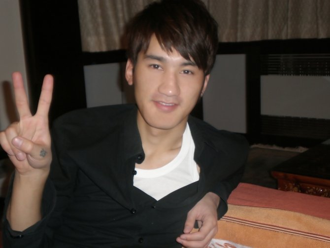 忠格尔加的基本资料