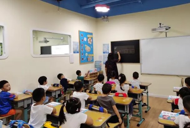 人字加一笔有多少个字