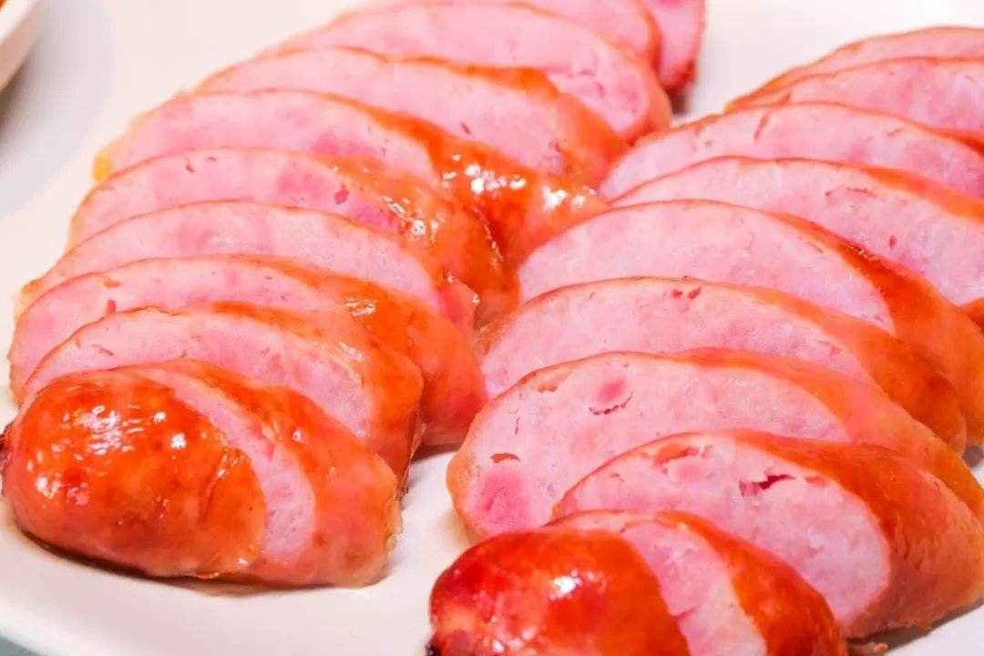 “香肠大王”父子的意外死亡引起外界热议，钱多真的是非多吗？