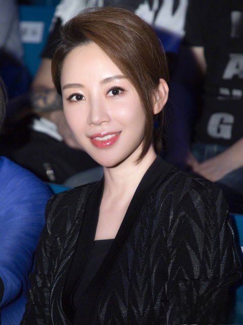 潘晓婷比赛用胸压9号球怎么回事 以6∶7输给赖慧珊