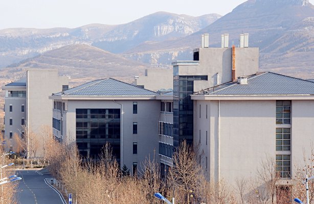 山东警察学院录取分数线是多少？