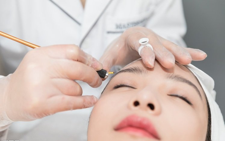 学纹绣学费多少钱啊