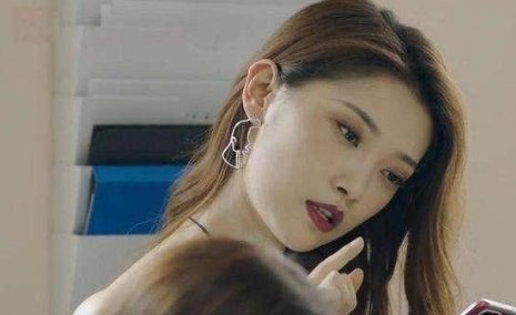 邦尼最后跟谁在一起了？