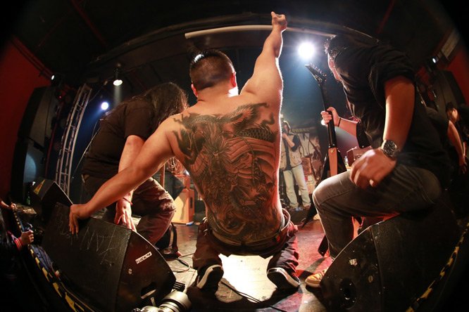 高潮乐队的组合作品