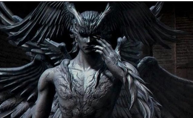 一半天使一半恶魔的东西叫什么？