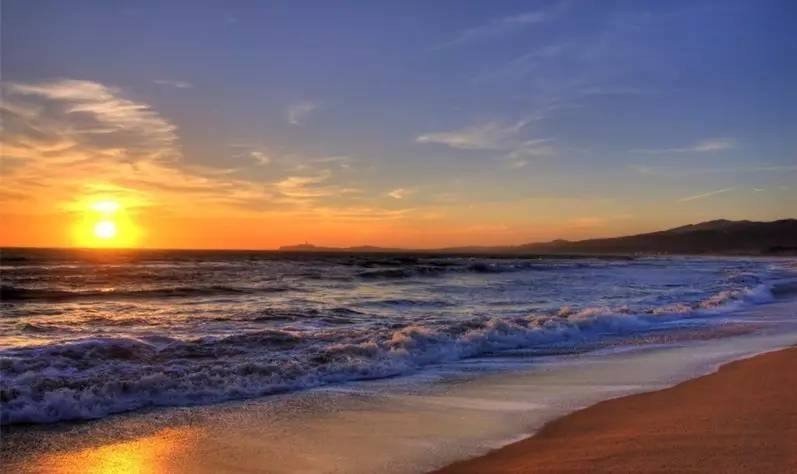 爱如潮水这首歌出自哪里？