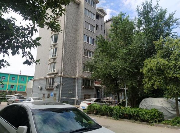 济南一女子疑被丈夫砍死，到底有什么深仇大恨？