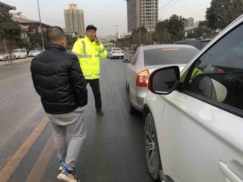 西安雁翔路突发塌陷,造成塌陷的原因有哪些?