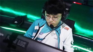 Showmaker和Faker的巅峰期相比较，谁更强？