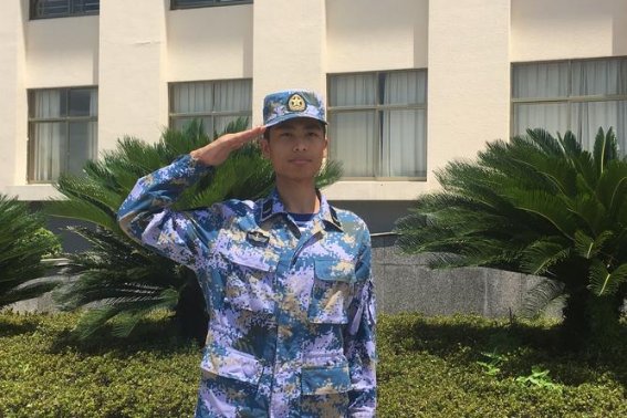 刀光剑影的意思解释