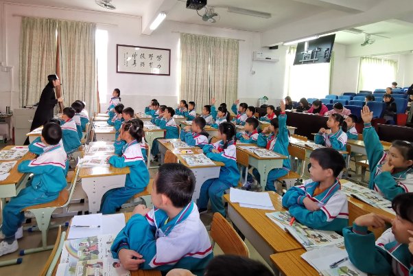 polo衫怎么读音中文