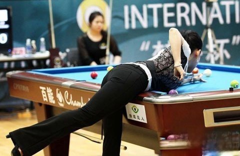 潘晓婷比赛用胸压9号球怎么回事 以6∶7输给赖慧珊