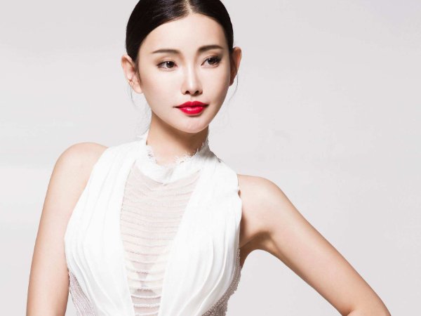 郑亦桐个人简历