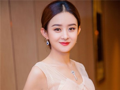 为什么男孩子约女生出去玩，都是要看电影呢？