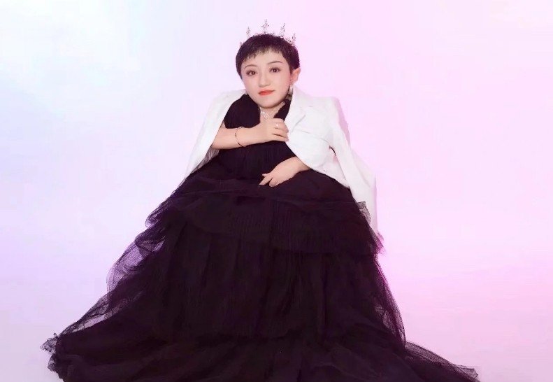 广州富婆李喜梅简介