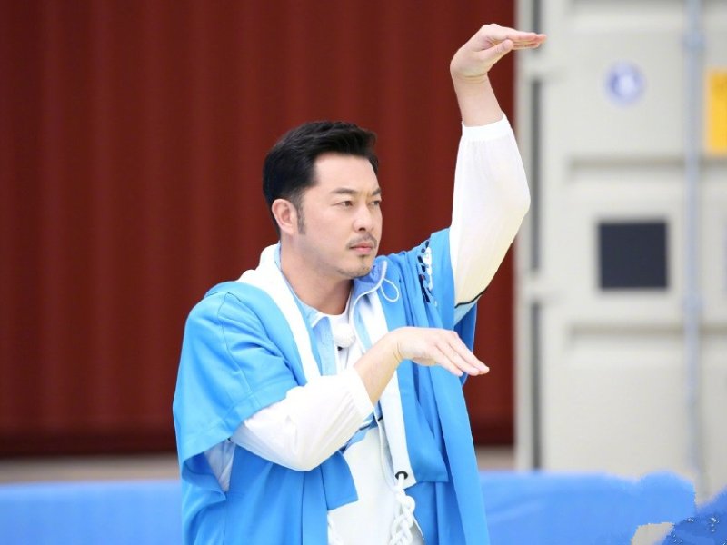 奔跑吧撕名牌实力排名