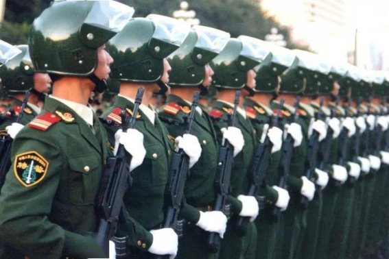 刀光剑影的意思解释