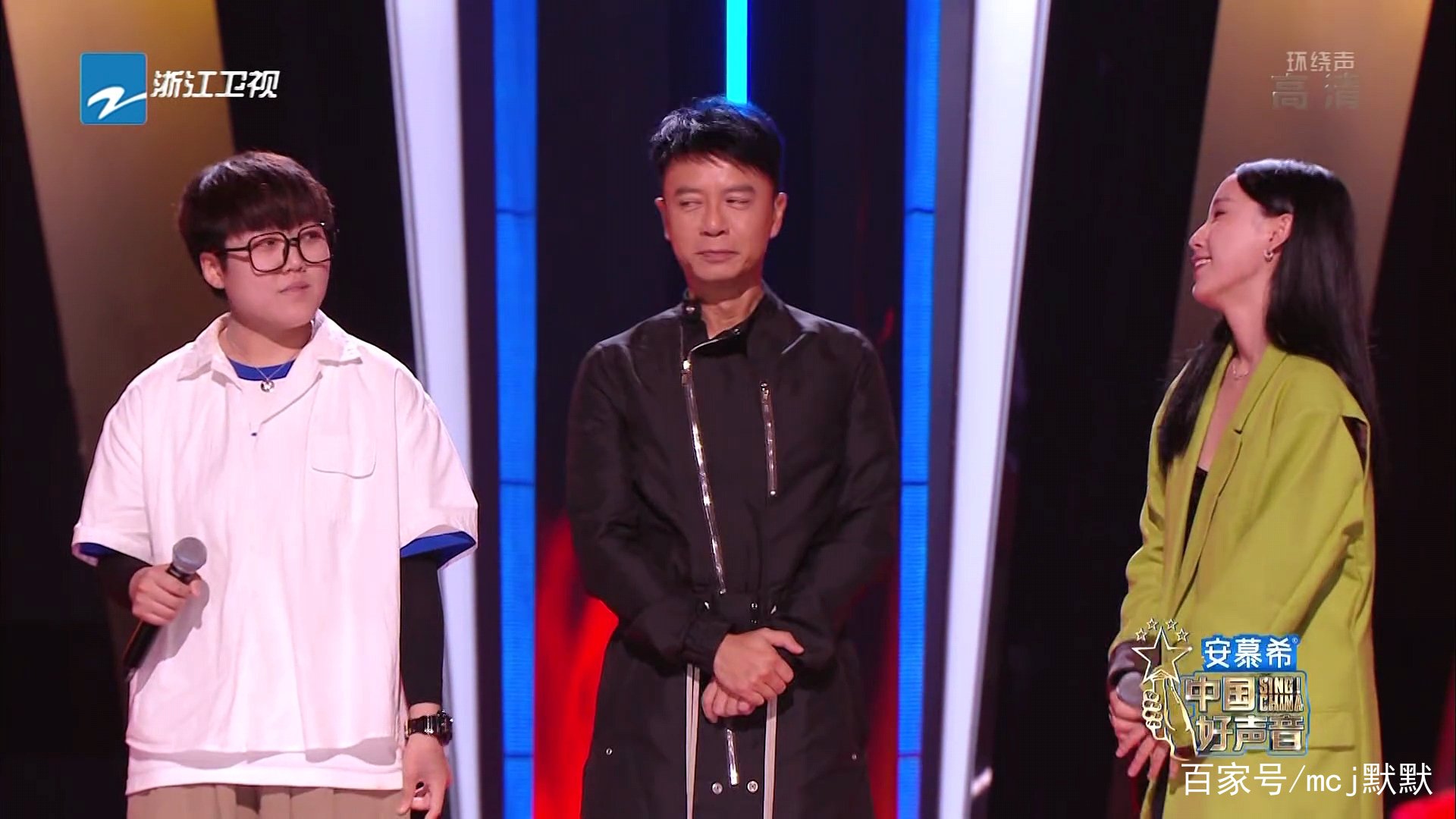 《中国好声音》上不想比的王靖雯，为何受李荣浩、李克勤青睐？