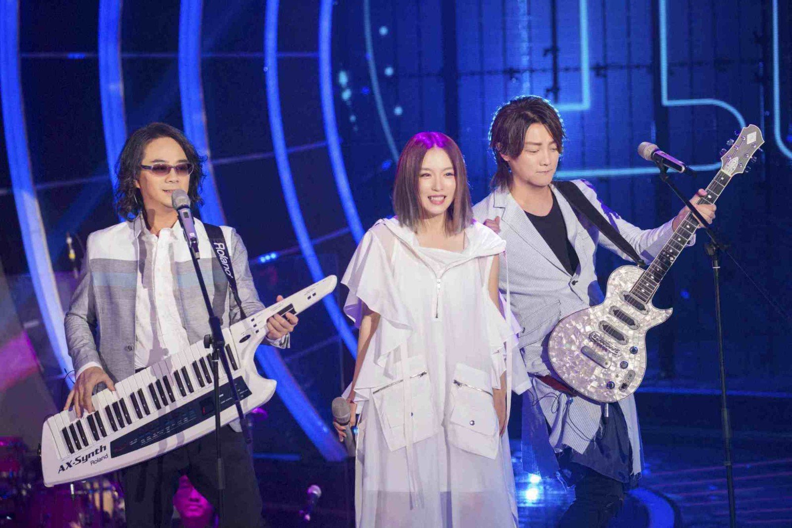 飞儿乐队为什么更换主唱？