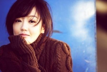 薛佳凝登上热搜第一，首曝淡出娱乐圈隐情，当年到底发生了什么？