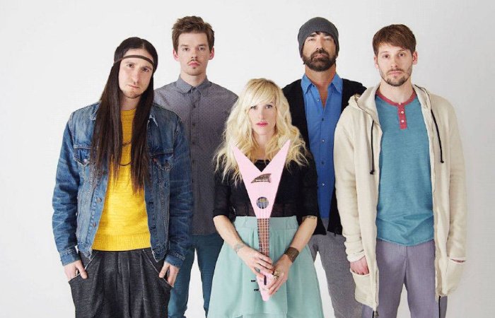 愚蠢的心英文歌曲