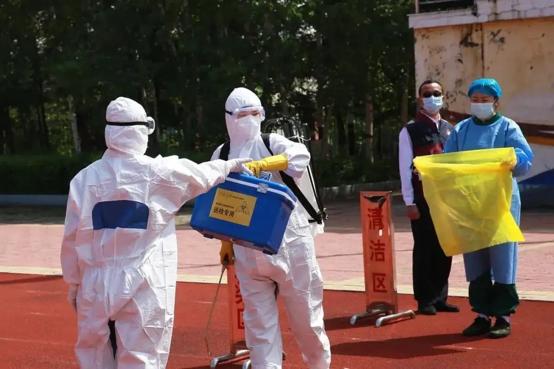 疫情的这三年，除了自由你还被偷走了什么？