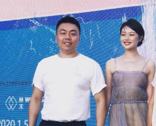 盘点嫁豪门的女网红,章泽天变女企业家,有一人被丈夫背叛后跳楼,她是谁?